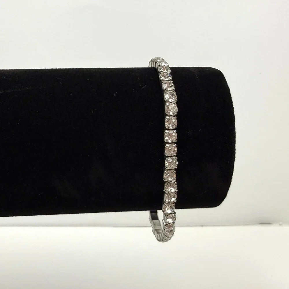 Elegant Silver Tone Rhinestone Tennis Bracelet Sparkling Stretch Band Jewelry